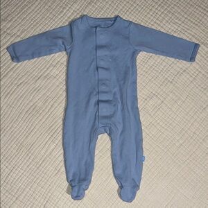 2 for $15 🧸 Blue Simply Magnetic Me Onesie
